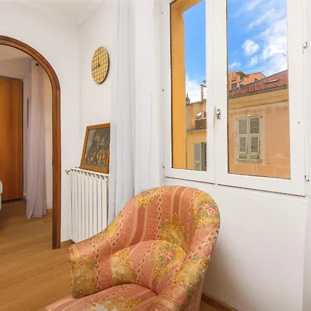 3 Pieces Avec Terrase - Vieille * Menton