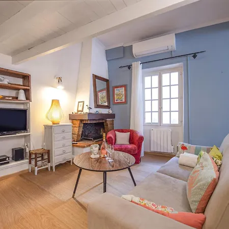 Apartman 3 Pieces Avec Terrase - Vieille