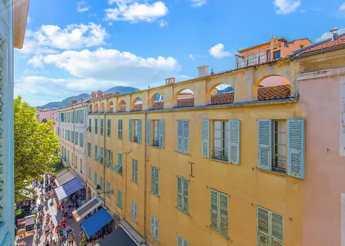 3 Pieces Avec Terrase - Vieille Apartment *