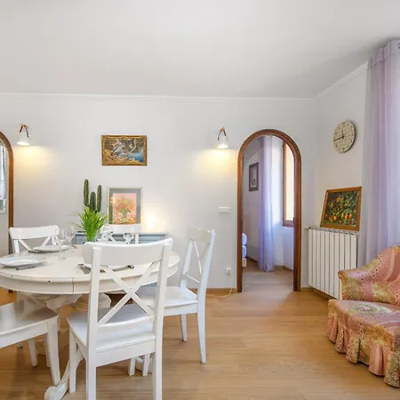 3 Pieces Avec Terrase - Vieille דירה מנטון