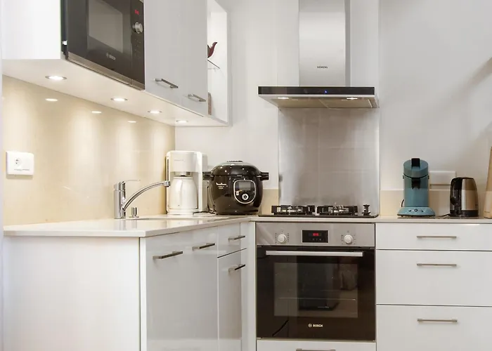 3 Pieces Avec Terrase - Vieille アパート