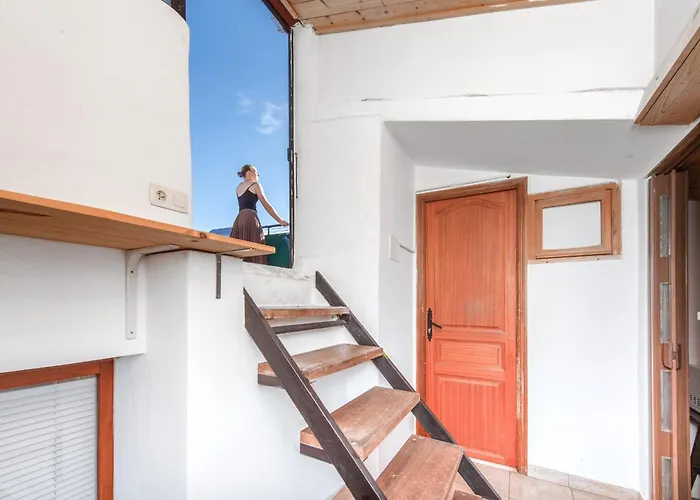 3 Pieces Avec Terrase - Vieille